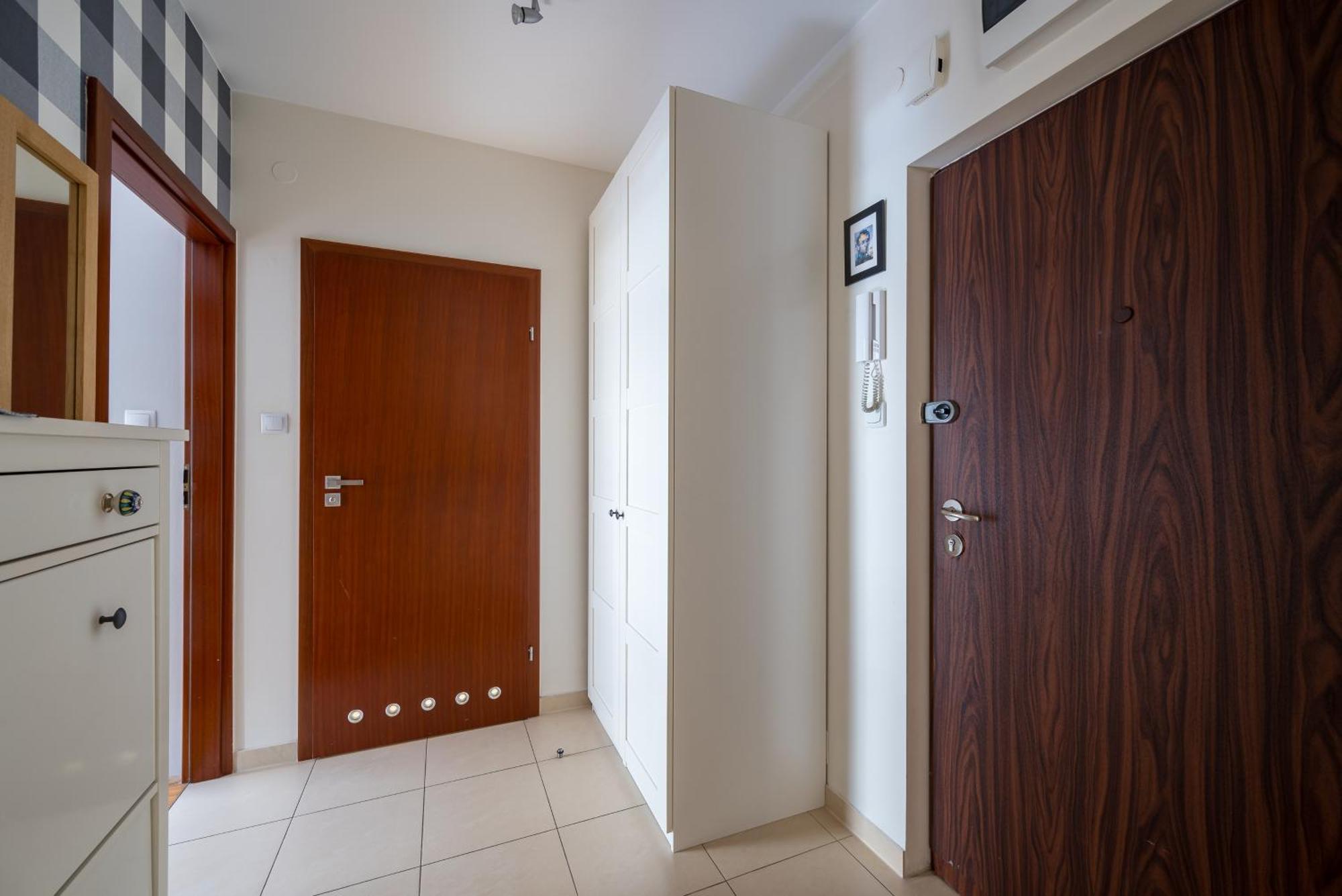 Metro Ksiecia Janusza Cosy Apartment Warschau Exterior foto